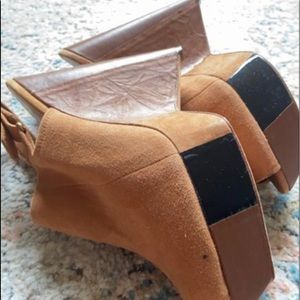LAMB Sling Back Wedges
